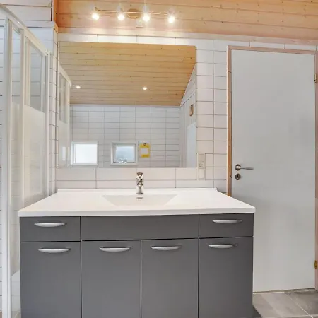 Holiday home Floriana - 650m From The Sea In Western Jutland By Interhome