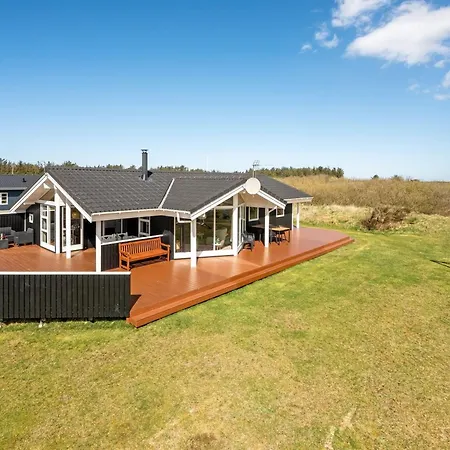 Vakantiehuis Floriana - 650m From The Sea By Interhome